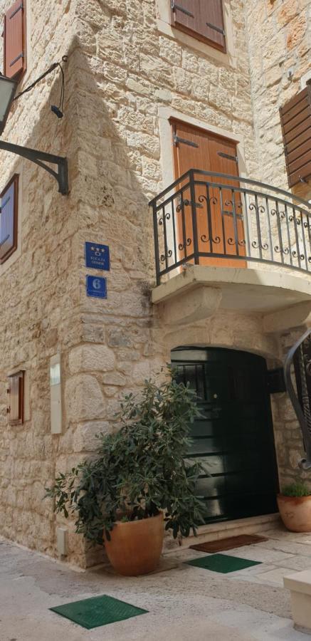 Vila Škrlec Baška Voda Dış mekan fotoğraf